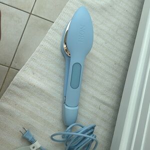 NOR Blue Garment Steamer